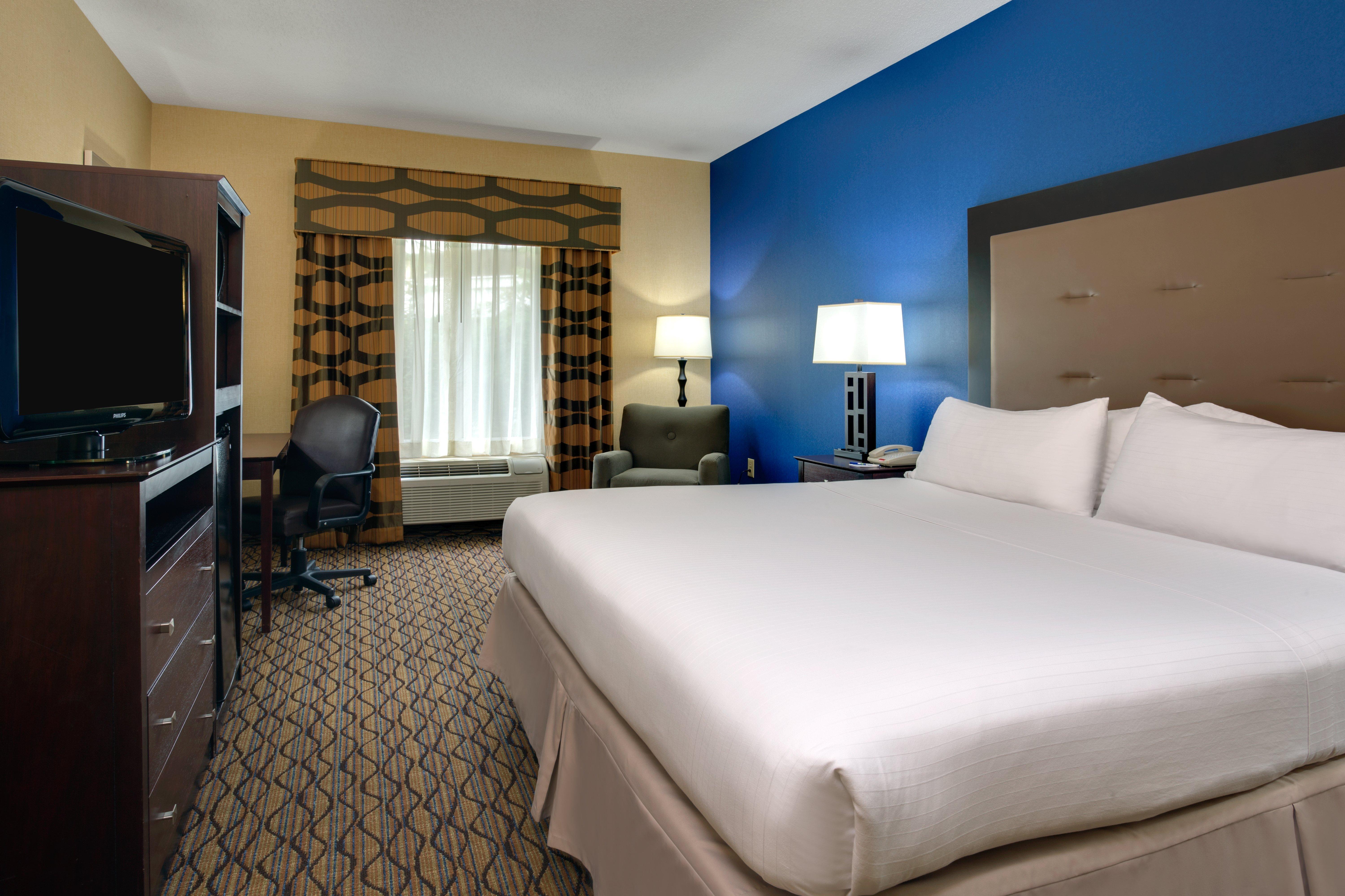 Holiday Inn Express Tower Center New Brunswick By Ihg East Brunswick Εξωτερικό φωτογραφία