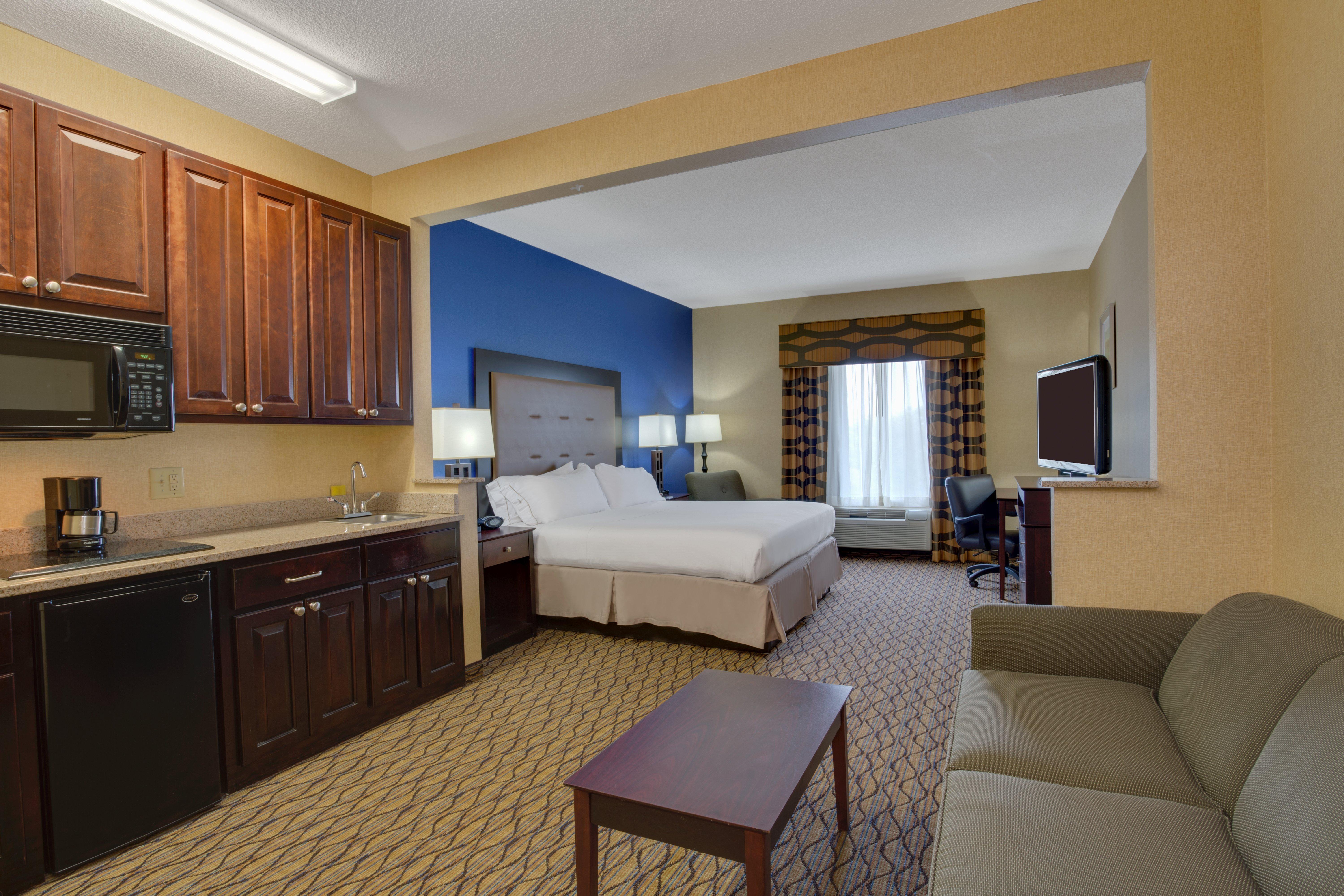 Holiday Inn Express Tower Center New Brunswick By Ihg East Brunswick Εξωτερικό φωτογραφία