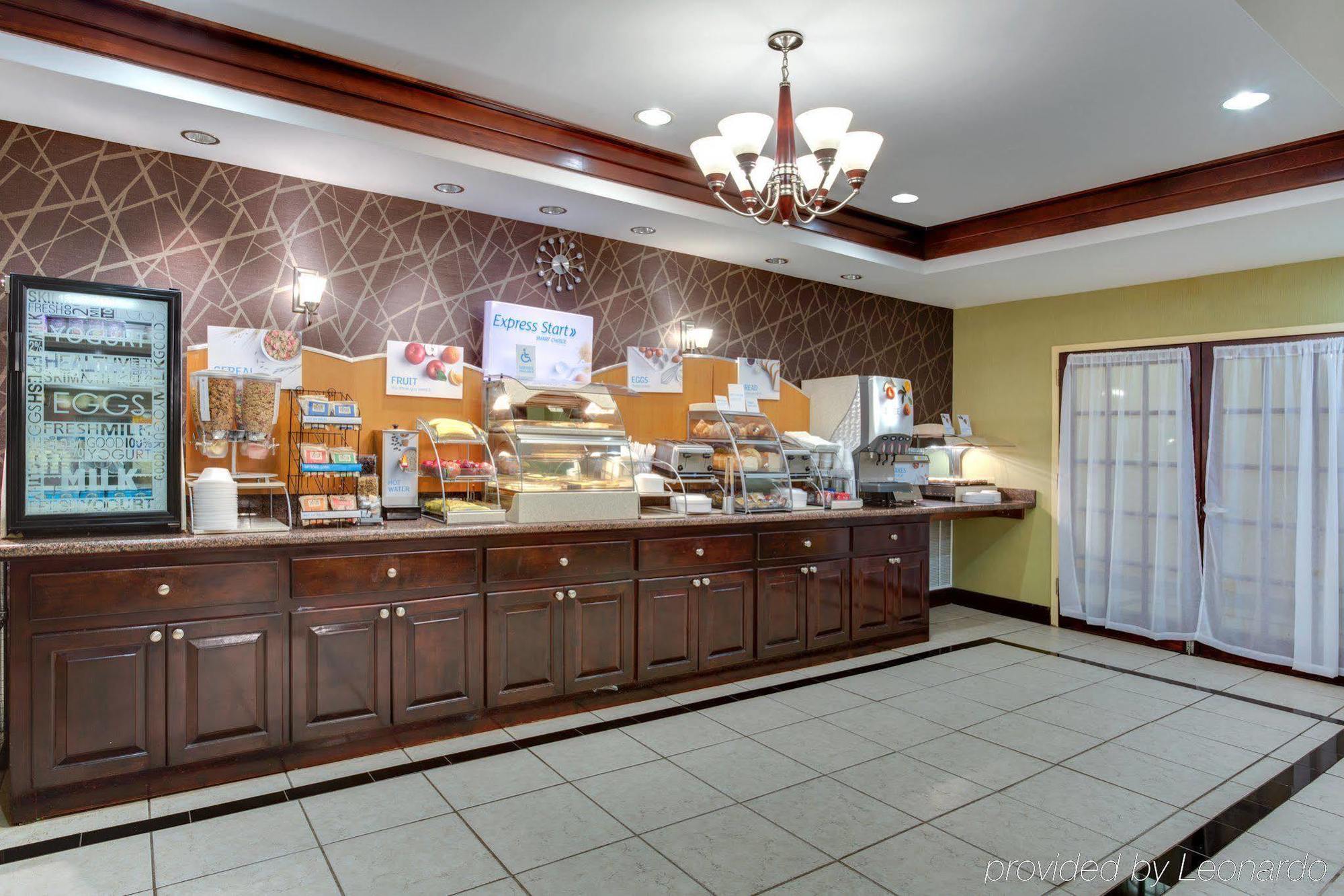 Holiday Inn Express Tower Center New Brunswick By Ihg East Brunswick Εξωτερικό φωτογραφία