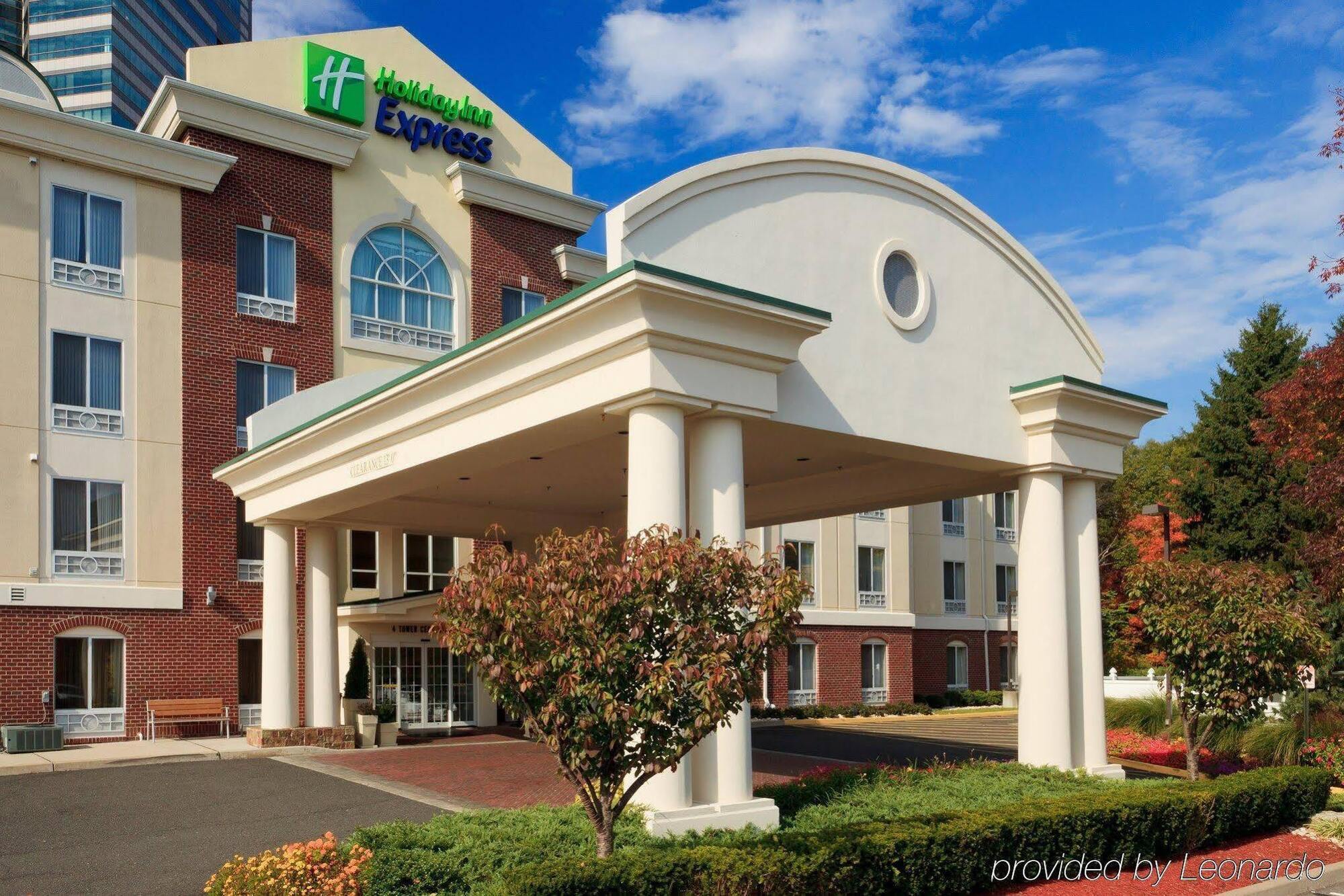 Holiday Inn Express Tower Center New Brunswick By Ihg East Brunswick Εξωτερικό φωτογραφία
